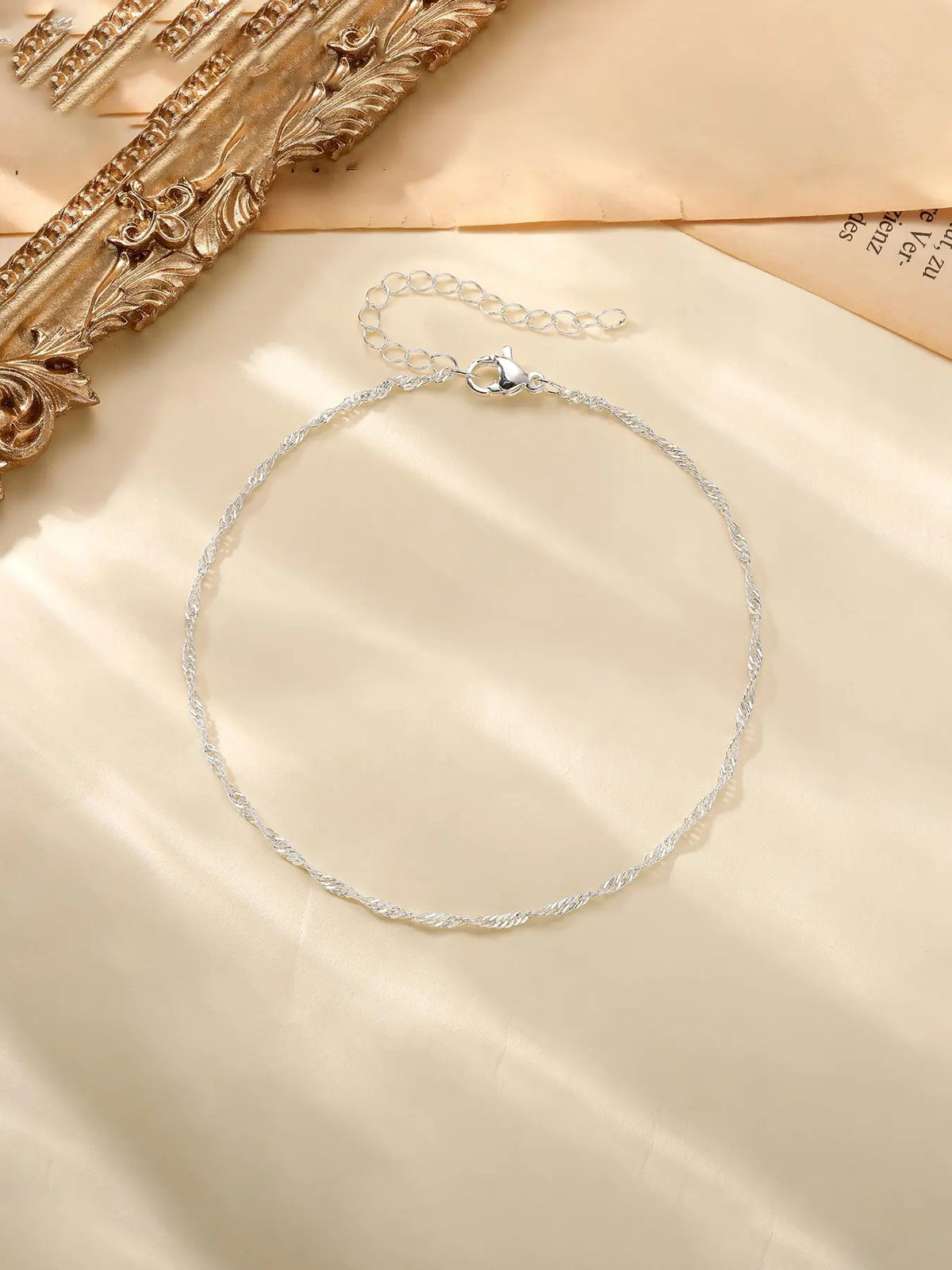 Women's Elegant Silver Color Twist Anklet, Adjustable Geometric Ankle Chain, Casual Summer Foot Jewelry, Trendy Gift Idea, Fashionable Accessory