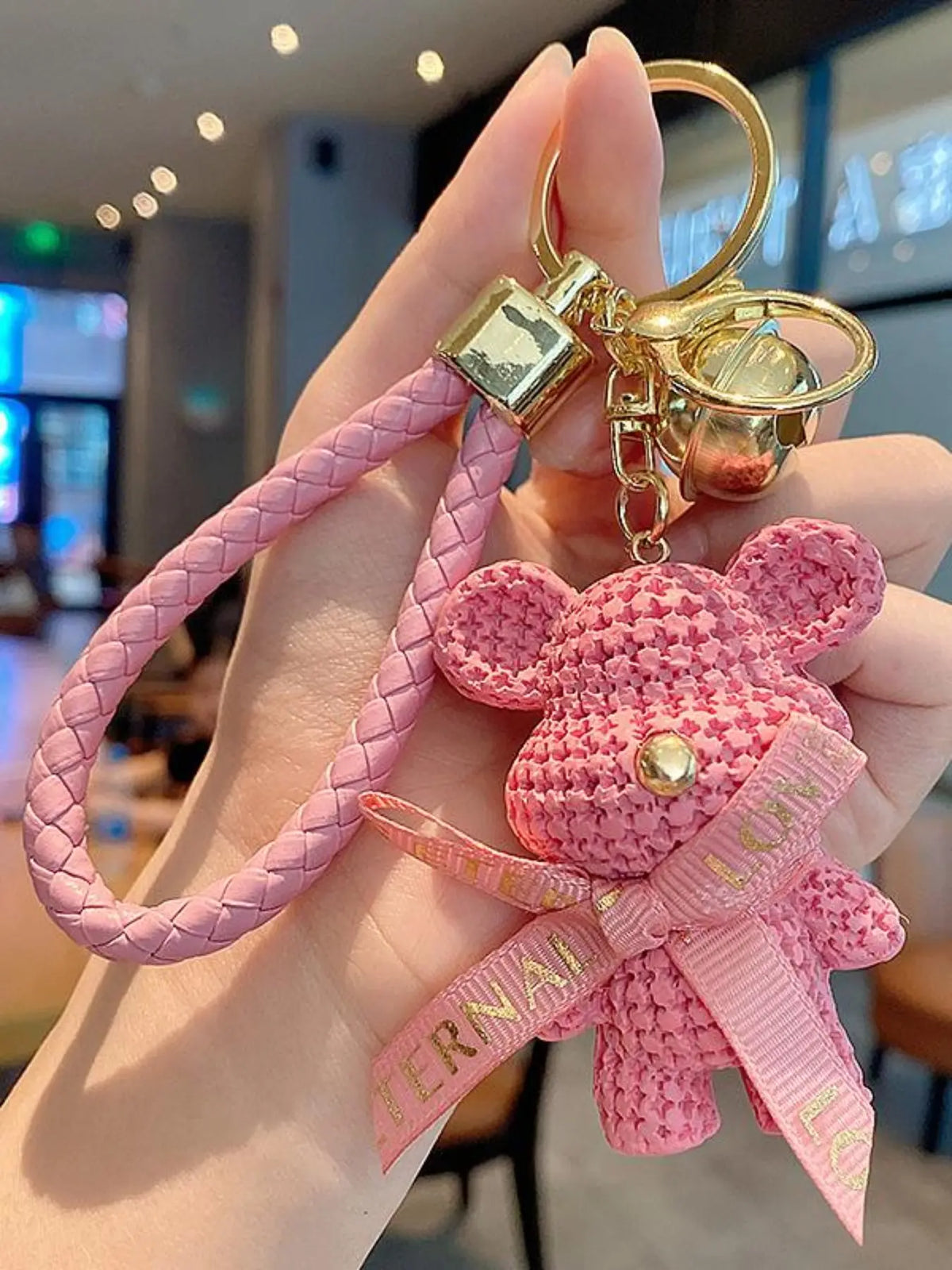 Set of Fun Gift Keychains with Bell Bowtie Bear, Cute Design Keychains for Family and Friends, Perfect Simple Accessories for Any Occasion, Keychain Kawaii, Teddy Keys, Trendy Cute Keychain, Cute Keychain Accessory
