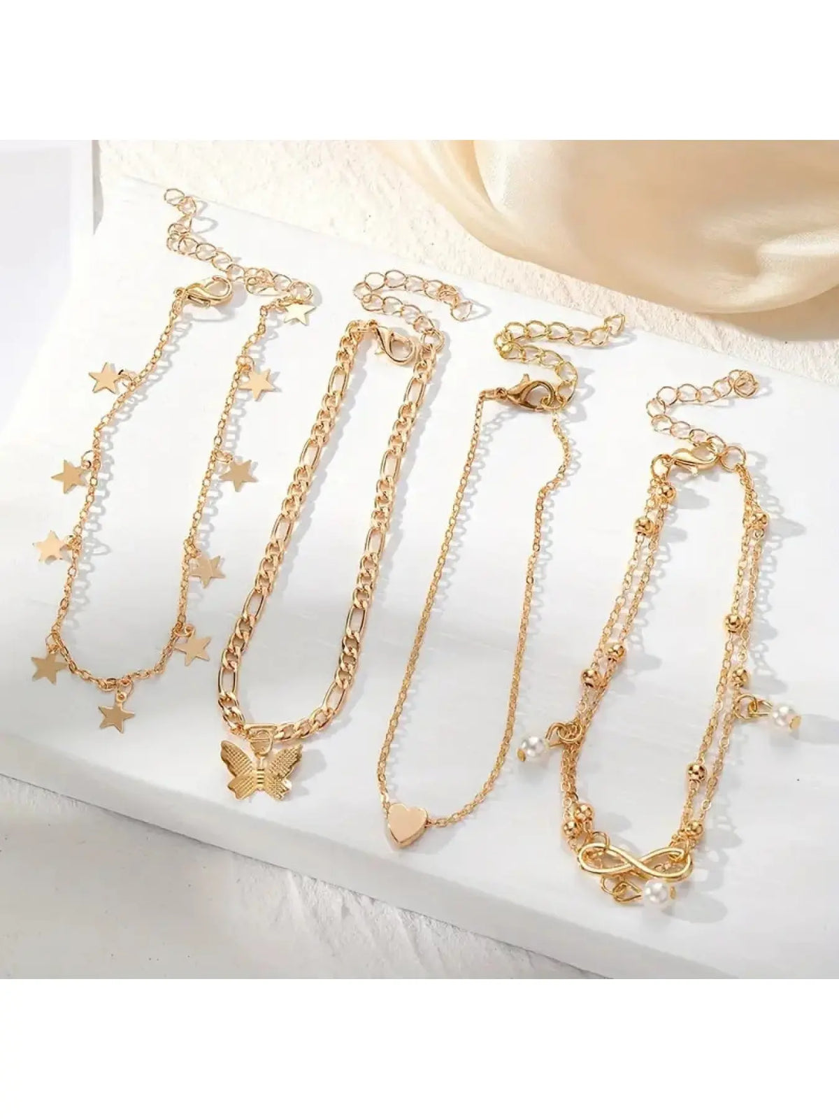5Pcs Gold Layered Anklet Set for Women, Mixed Chevron Paperclip Cuban Pearl Chain Ankle Bracelets, Boho Dainty Stackable Anklets for Summer Beach Vacation Party Birthday Jewelry Gift, Fashionable Jewelry Accessories, Fashion Accessories