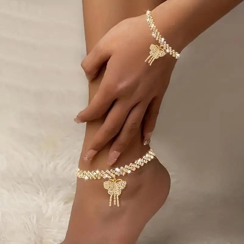 Women's 2-Piece Sparkling Claw Chain Jewelry Set - Female Bracelet & Anklet with Butterfly Charm, Bow Accent, Metal Coating (Gold, Silvery), Date-Night Glam for Engagement & Beach Parties, Arm Candy