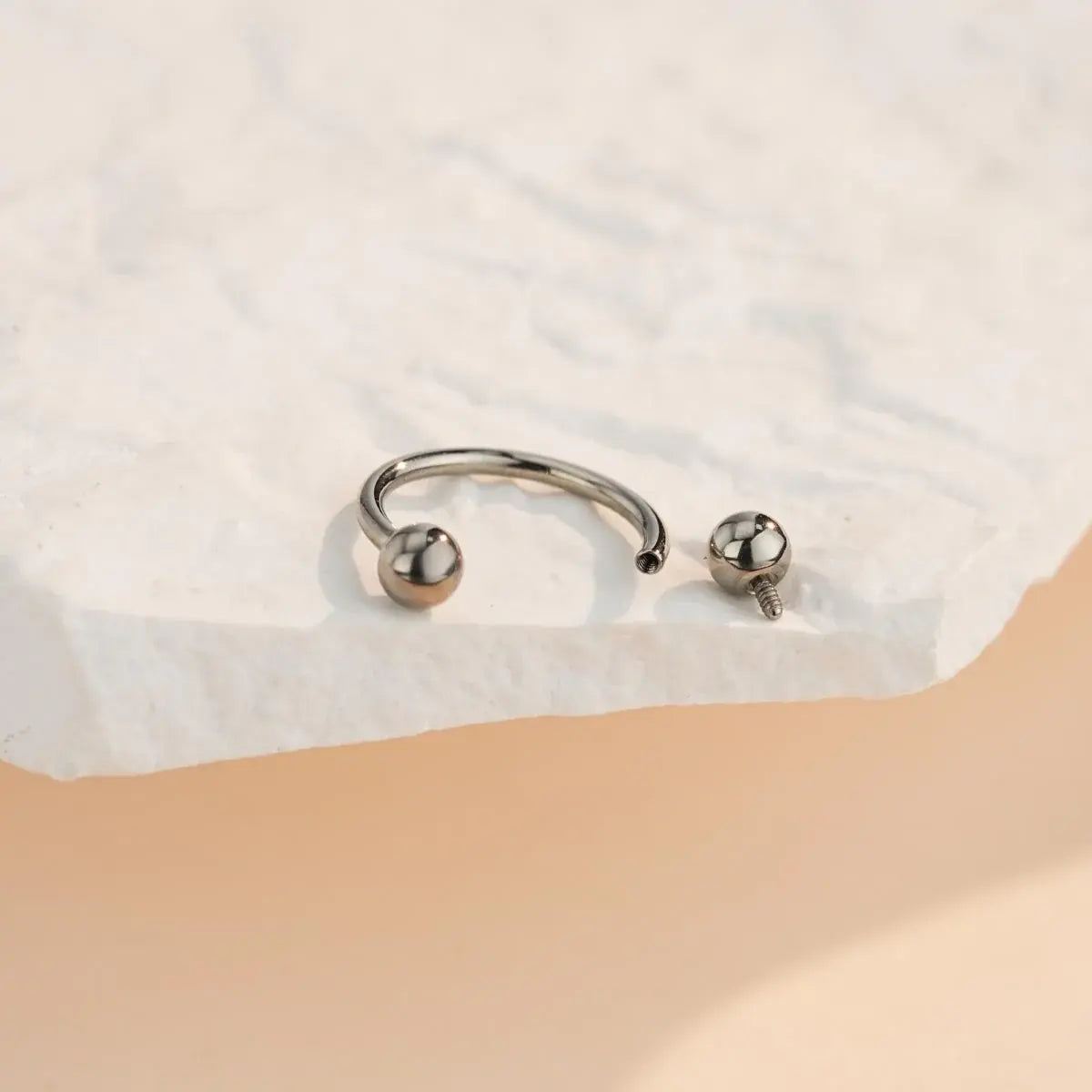 OUFER Body Jewelry 2Pcs 16G Body-Safe Titanium Internally Threaded Horseshoe Septum Clicer Rings - Geometric Spike, 3mm Ball Ends, for Nostril Nose Piercings, Septum Jewelry, Body-Safe Piercing Jewelry