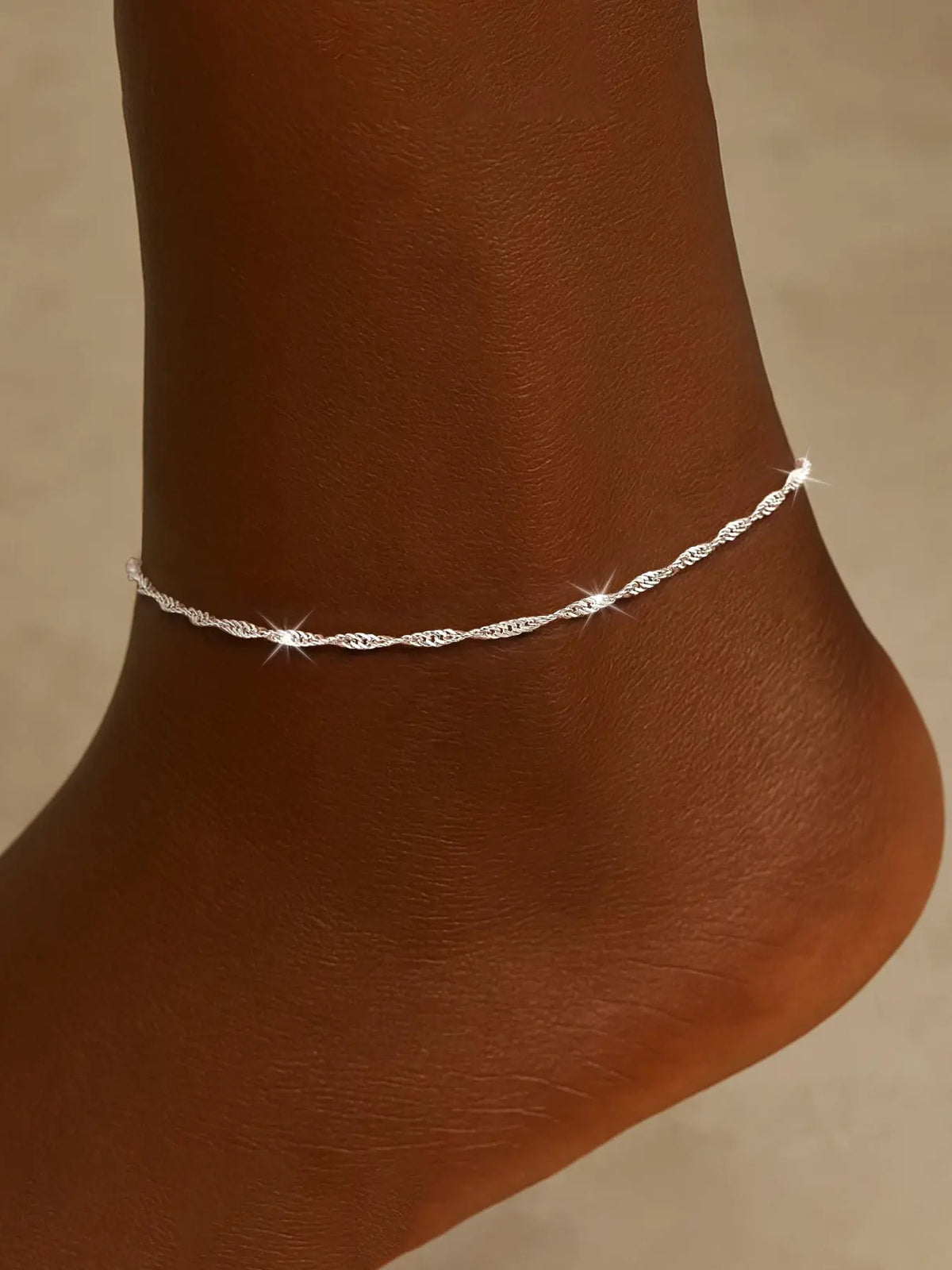 Women's Elegant Silver Color Twist Anklet, Adjustable Geometric Ankle Chain, Casual Summer Foot Jewelry, Trendy Gift Idea, Fashionable Accessory