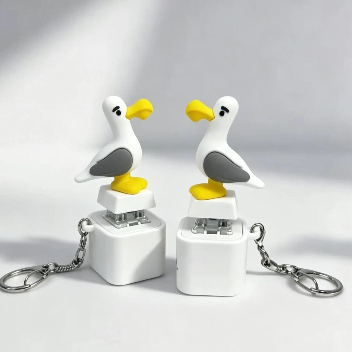 1pc/2pcs Seagull Rechargeable LED Fidget Button Keychain, Light-Up Clicker Stress Relief Toy