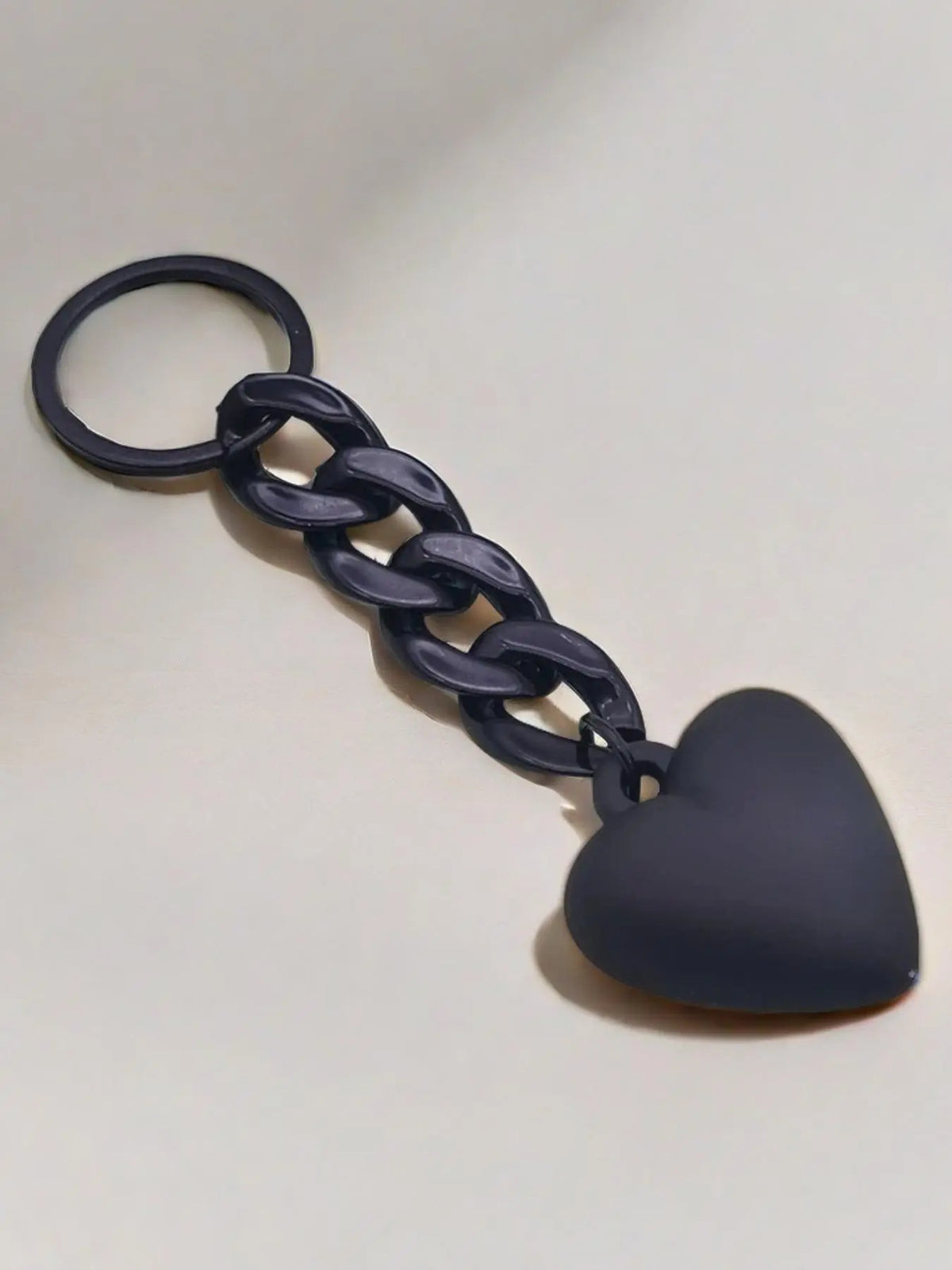 1pc Heart & Chain Charm Keychain Solid Key Ring Minimalist Bag Accessory Car Pendant Phone Ornament,Bag Charm,Christmas gift, New Year gift