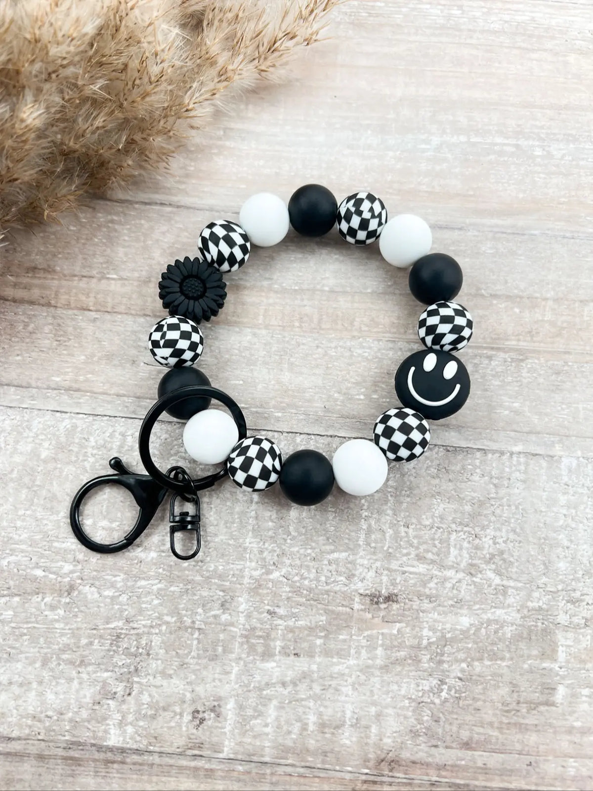 Boho Style Checkerboard Pattern Silicone Beaded Keychain, Cute Flower & Smile Face Charm, Fashion Accessories, Trendy Cute Keychain for Women & Men, Key Rings, Keyring