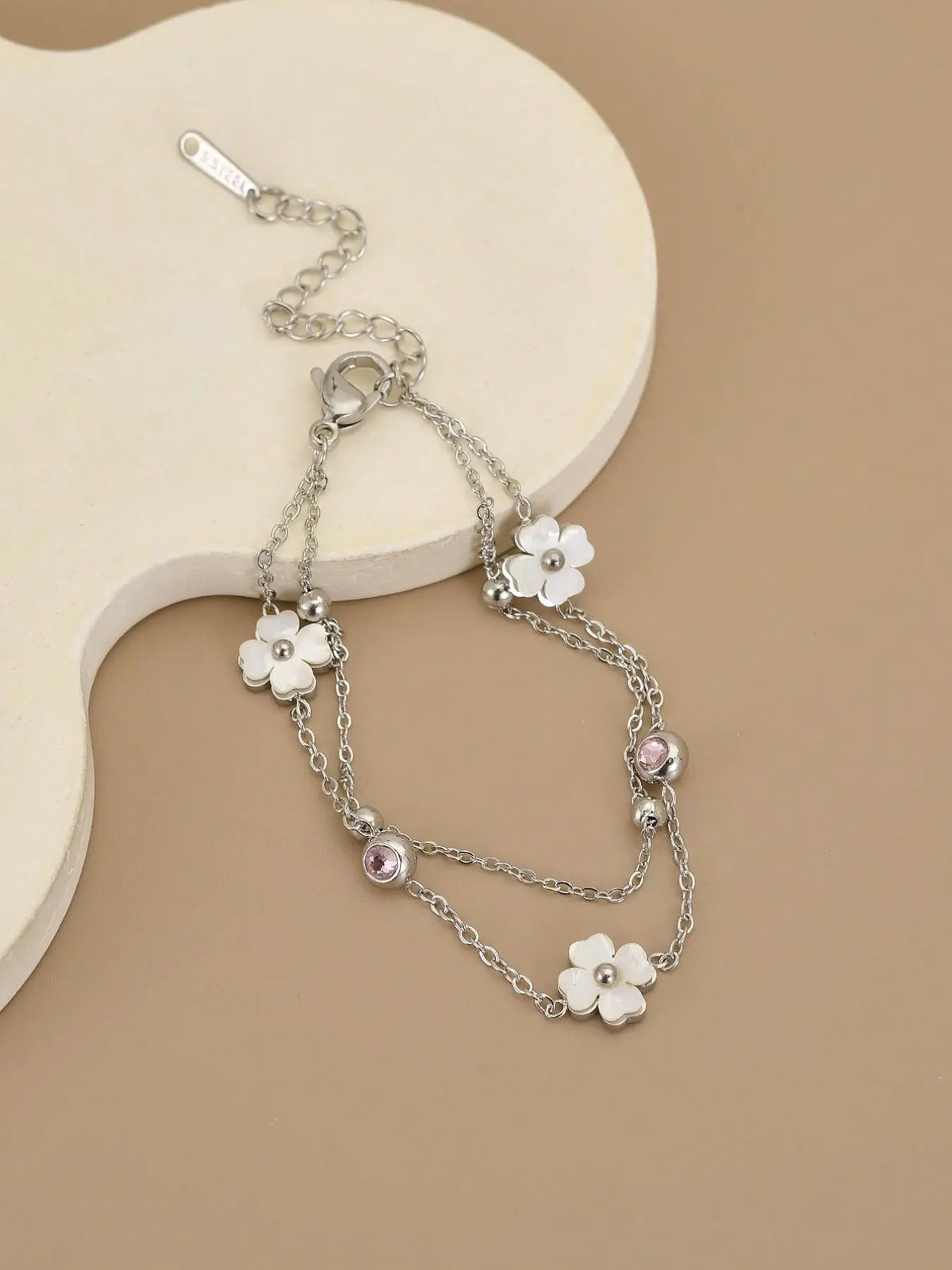 1pcs Women Dainty Double Layer Ankle Bracelet White Shell Four Petal Flower Anklet with Pink and White CZ Beads Adjustable Chain Summer Beach Foot Jewelry Trendy Jewelry Boho Style Jewelry Gift for Her Boho Anklet