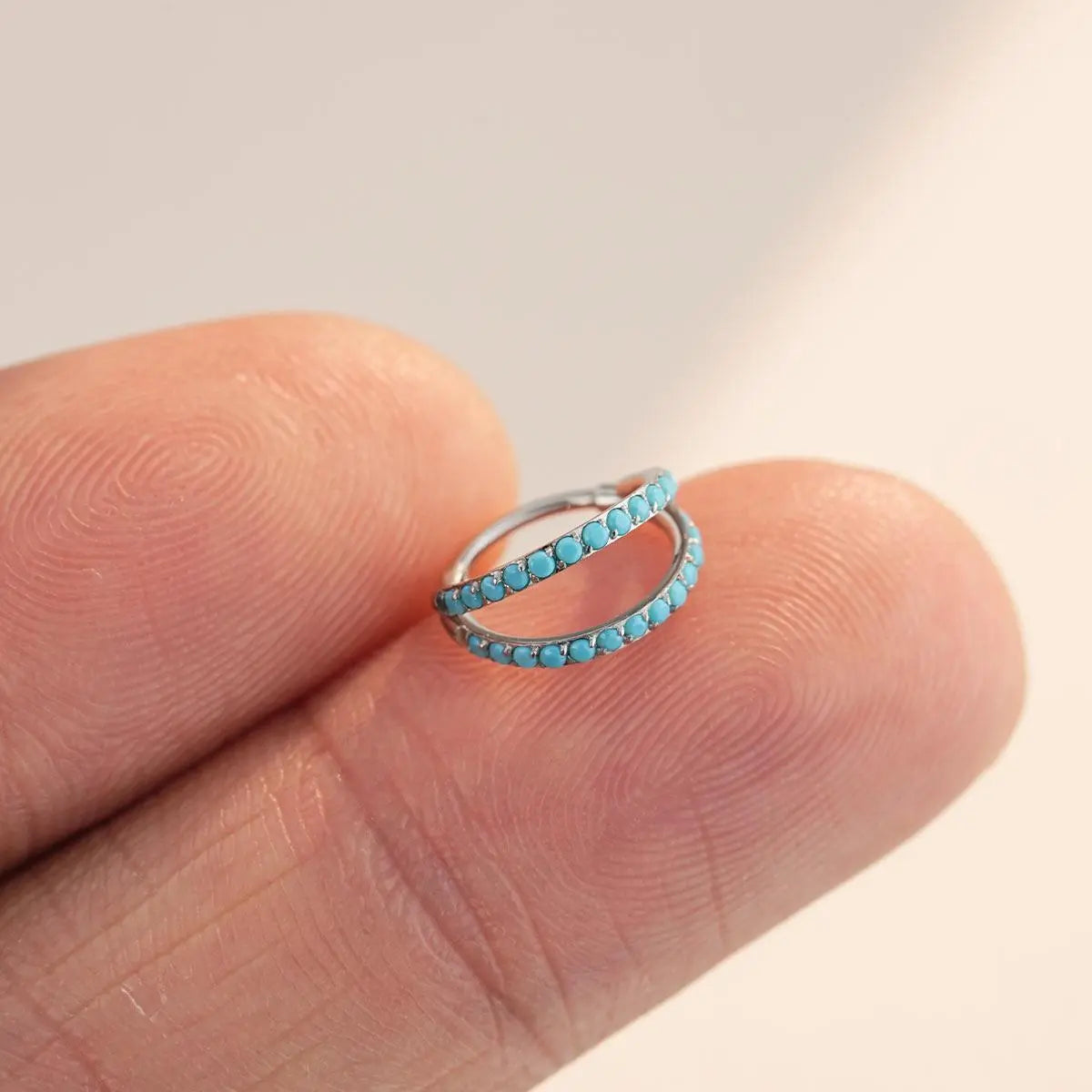 OUFER BODY JEWELRY 20G 316L Stainless Steel Turquoise Hinged Segment Ring, Corrosion-Free Nostril Nose Piercing Piece with Hinge Detail, Unisex Fashion Body Jewelry, 6mm/7mm/8mm Inner Diameter, Turquoise Jewelry