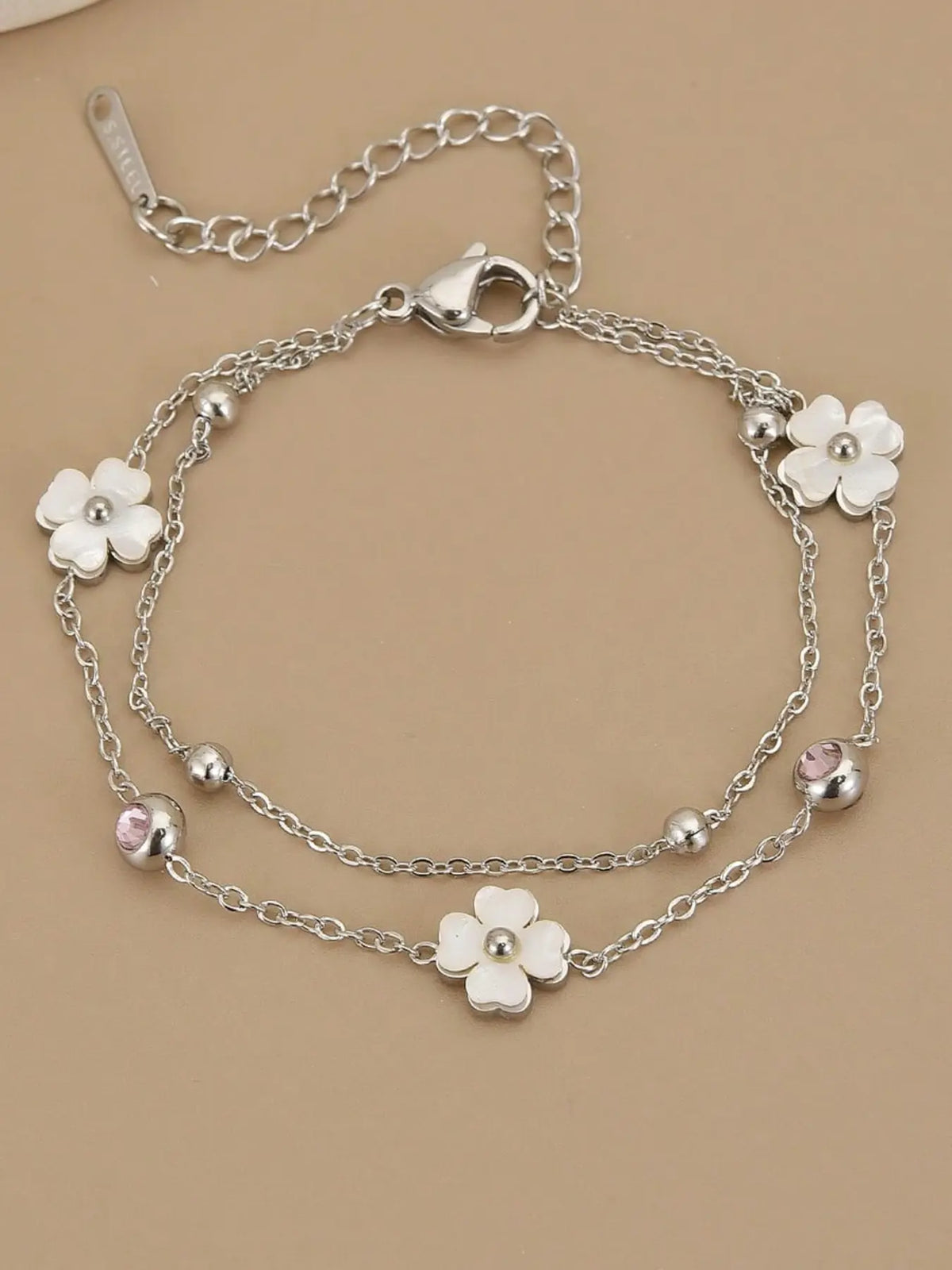 1pcs Women Dainty Double Layer Ankle Bracelet White Shell Four Petal Flower Anklet with Pink and White CZ Beads Adjustable Chain Summer Beach Foot Jewelry Trendy Jewelry Boho Style Jewelry Gift for Her Boho Anklet