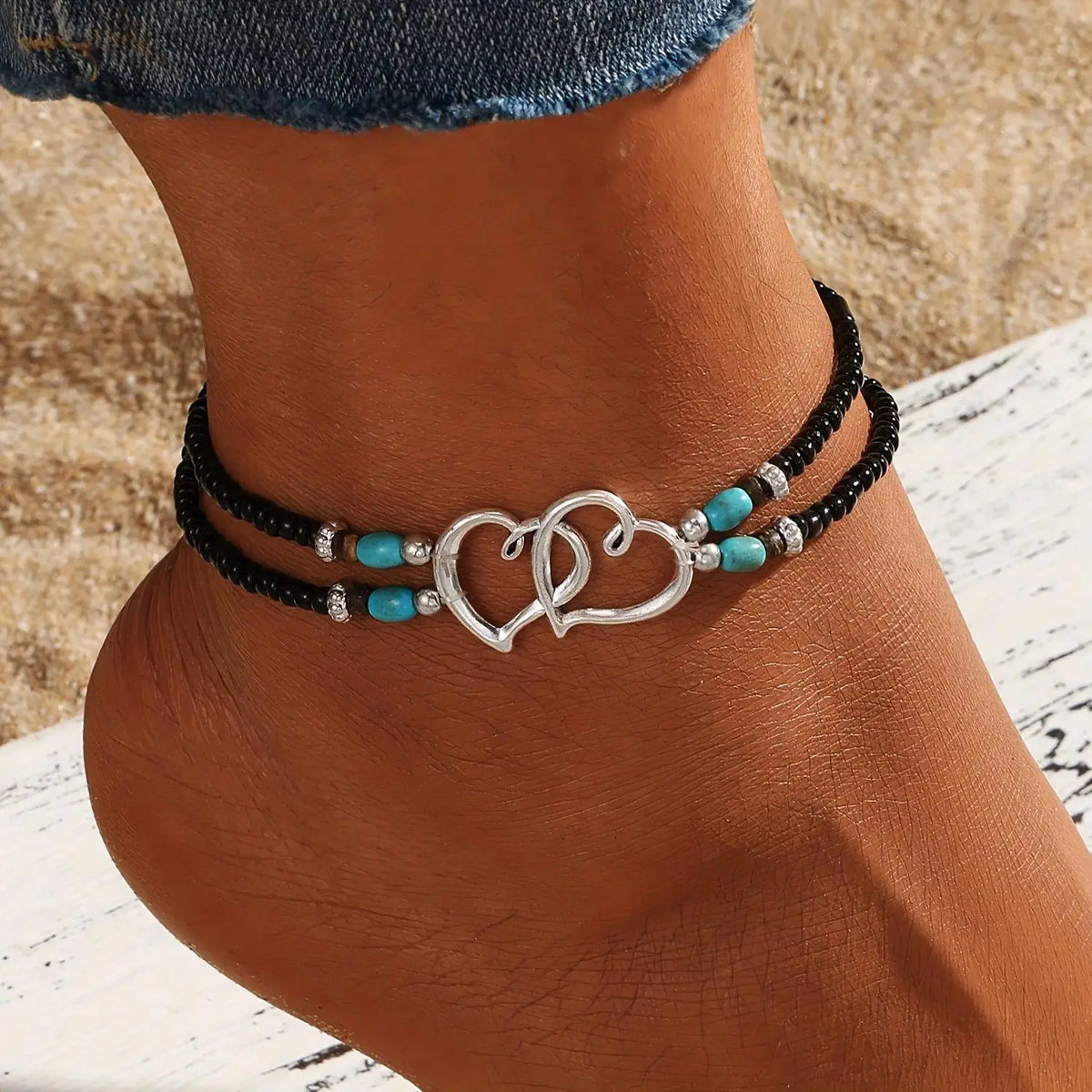 Women's 4-Pcs Multicolor Boho Chic Ankle Bracelet Set - Trendy Jewelry for Women, Shimmering Resin Beads, Hollow Hearts, Elastic Adjustable Bag Charm Accessory for Casual Beach Wear