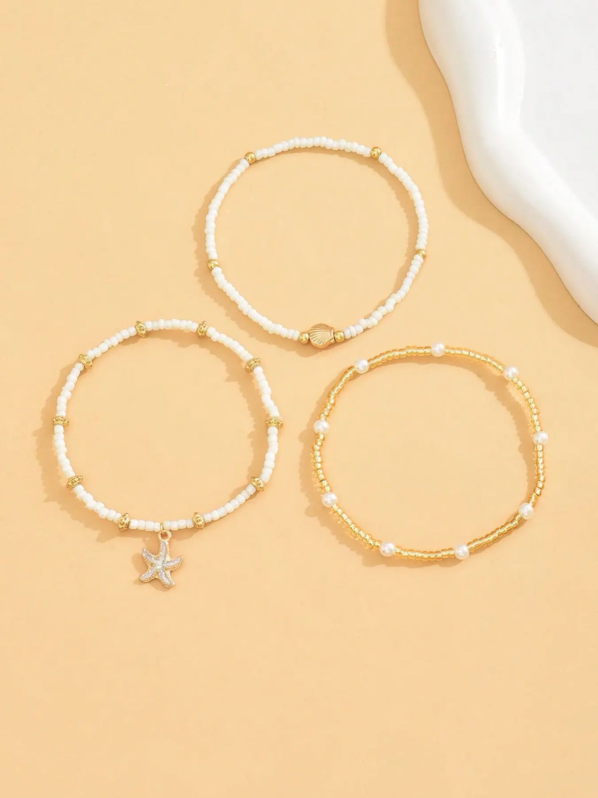 Women's Minimalist Beaded Shell Anklet, Adjustable Beach Vacation Bracelet, Dainty Jewelry Gift for Birthdays and Parties, Trendy Jewelry, Trendy Fashionable Accessories, Foot Jewelry