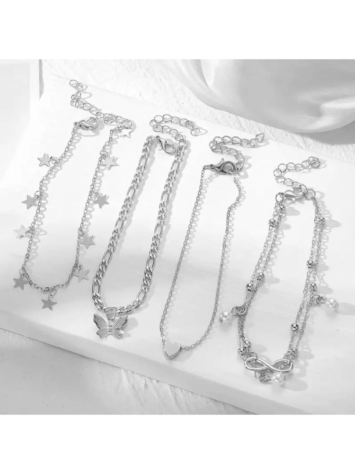 5Pcs Gold Layered Anklet Set for Women, Mixed Chevron Paperclip Cuban Pearl Chain Ankle Bracelets, Boho Dainty Stackable Anklets for Summer Beach Vacation Party Birthday Jewelry Gift, Fashionable Jewelry Accessories, Fashion Accessories