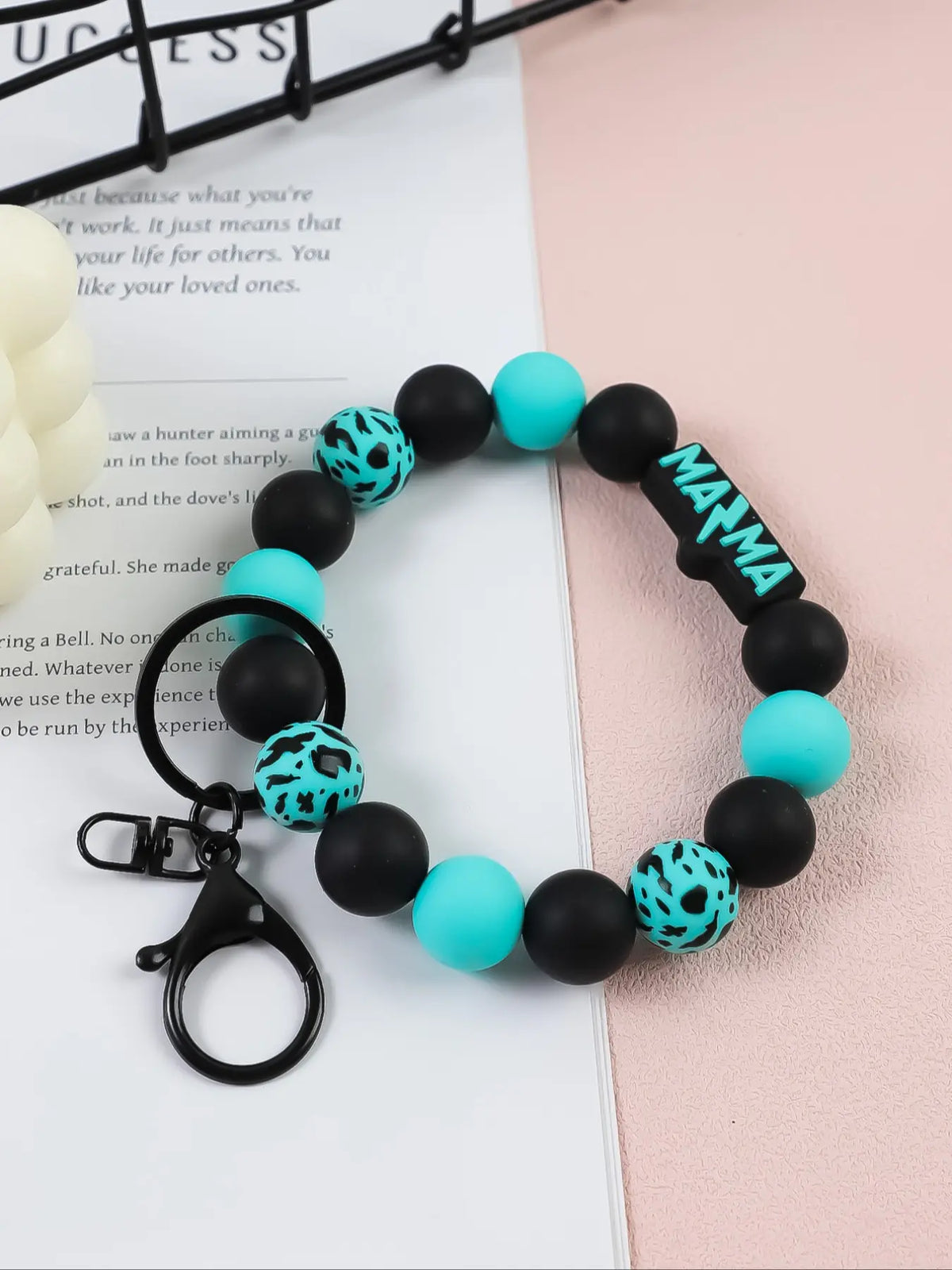 Boho Style Checkerboard Pattern Silicone Beaded Keychain, Cute Flower & Smile Face Charm, Fashion Accessories, Trendy Cute Keychain for Women & Men, Key Rings, Keyring