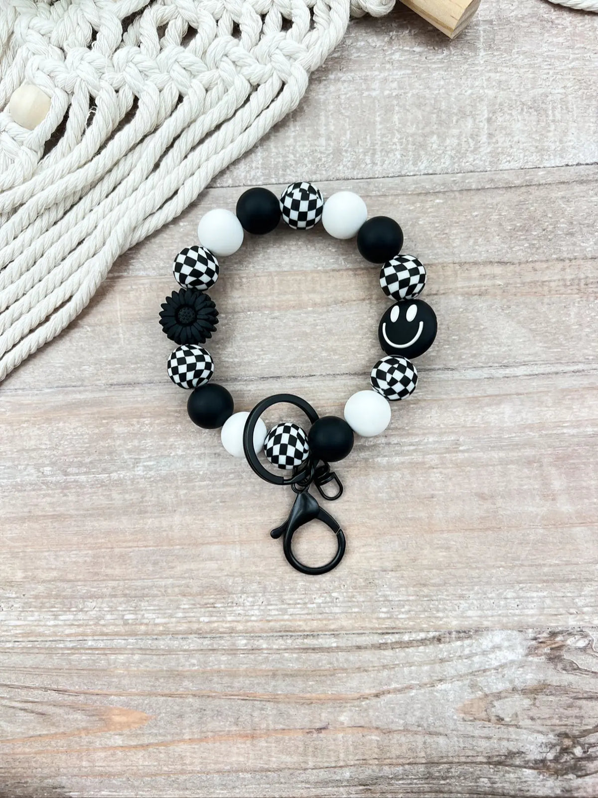 Boho Style Checkerboard Pattern Silicone Beaded Keychain, Cute Flower & Smile Face Charm, Fashion Accessories, Trendy Cute Keychain for Women & Men, Key Rings, Keyring