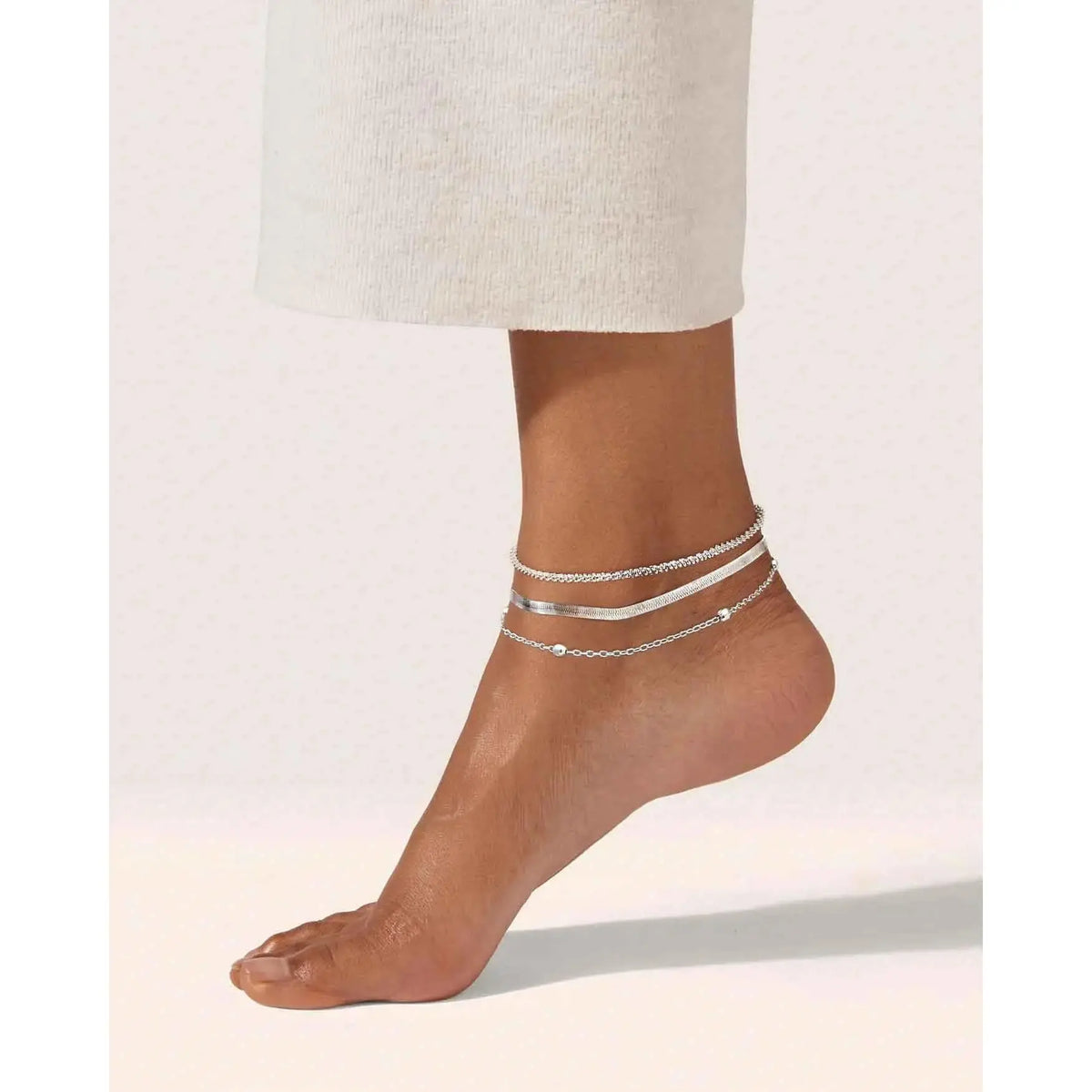 Silver Ankle Bracelets for Women,Dainty Layered Waterproof Anklet for Women Adjustable Sparkly Herringbone Beaded Rope Chain Set Stackable Cute Summer Beach Jewelry Gift