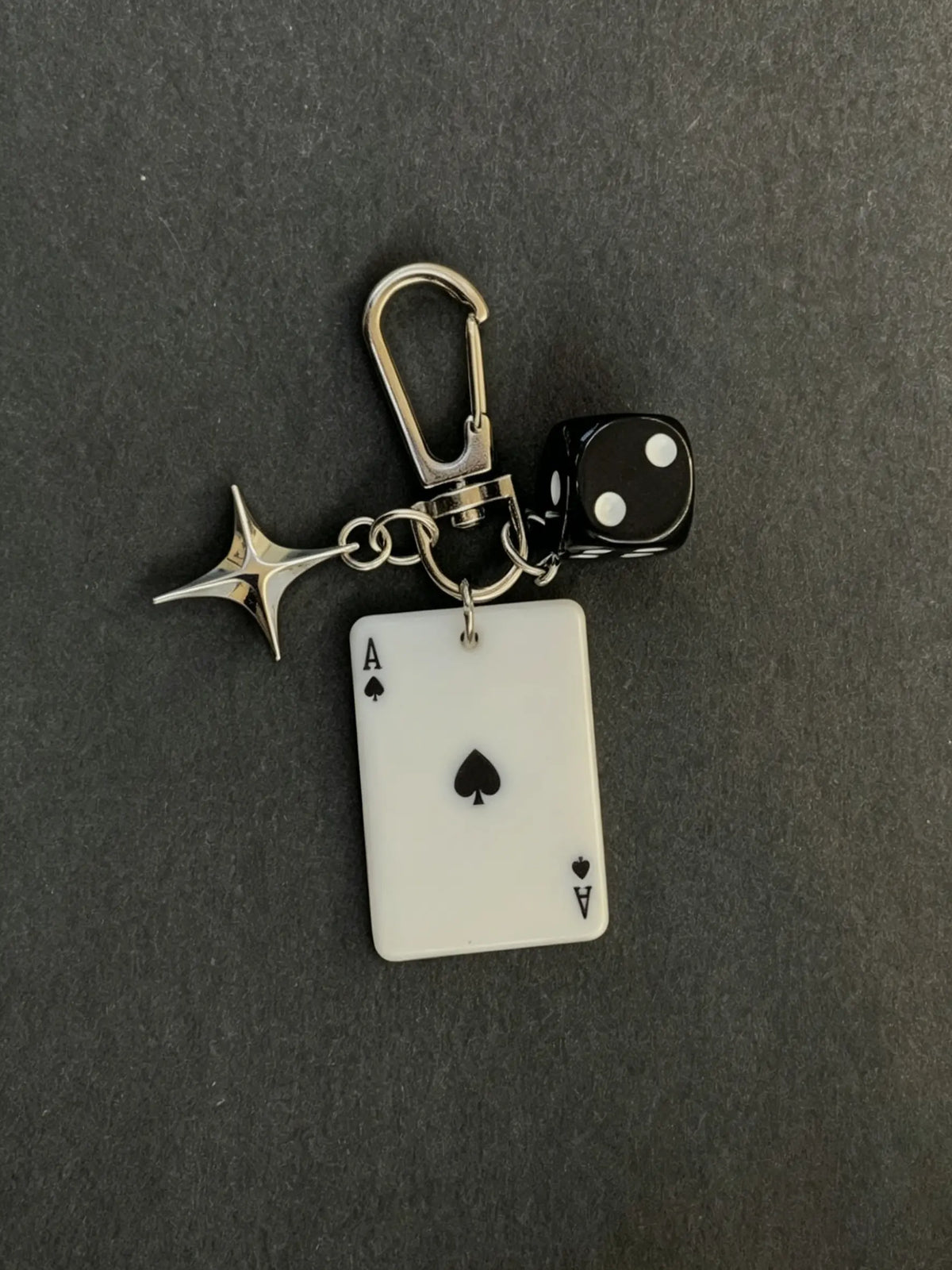 Poker, Dice, And Star Bag Charm 3 Personalized Themes To Choose From Y2k Subculture "It Girl" Accessories Purse Charms Niche & Trendy Fade-Resistant For Bags, Keys, And Earphone Cases Friend Charms & Couple Charms