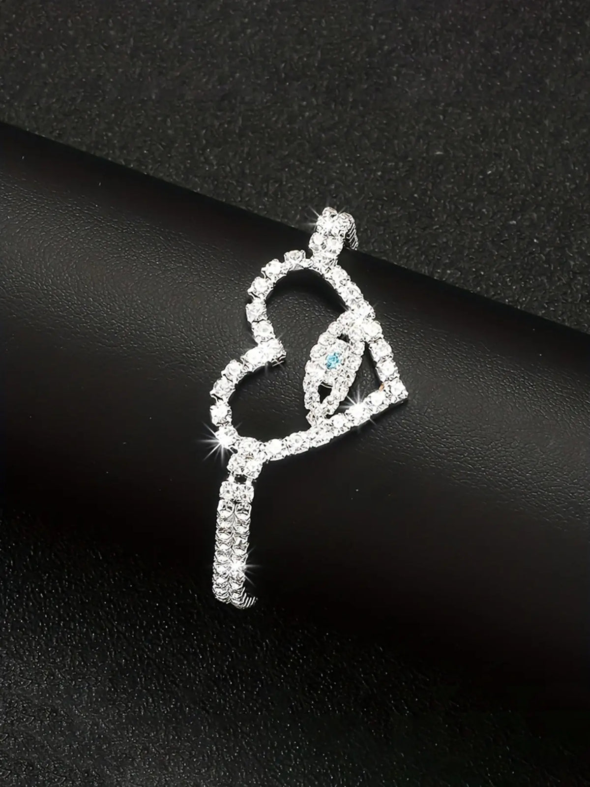 Trendy Heart Devil Eye Rhinestone Anklet, Sexy Full Diamond Beach Foot Jewelry, Versatile Shiny Sandal Accessory, Trendy Jewellery Accessories, Trendy Fashionable Accessories
