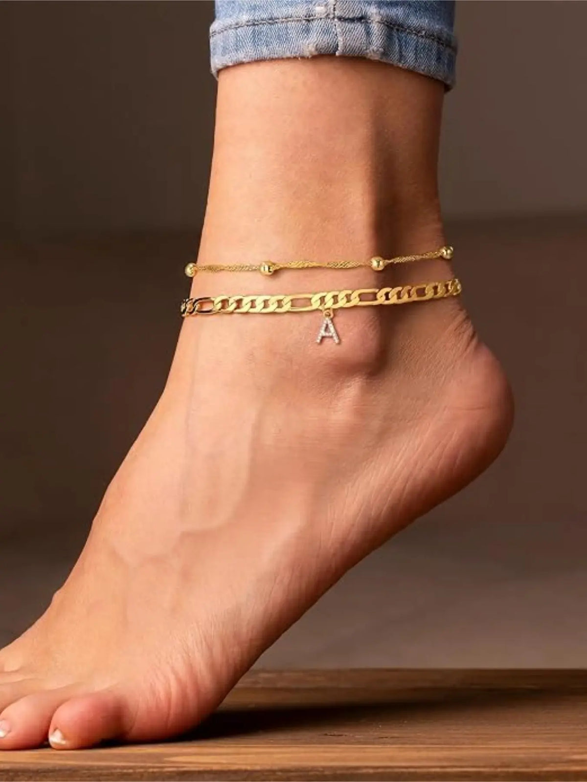 Ladies' ankle bracelet, exquisite layered chain CZ initials ankle chain, Anklets, summer jewelry gift, Elegant Accessory;Adjustable design, very suitable for women. It is a must-have item for summer and an ideal Valentine's Day gift.