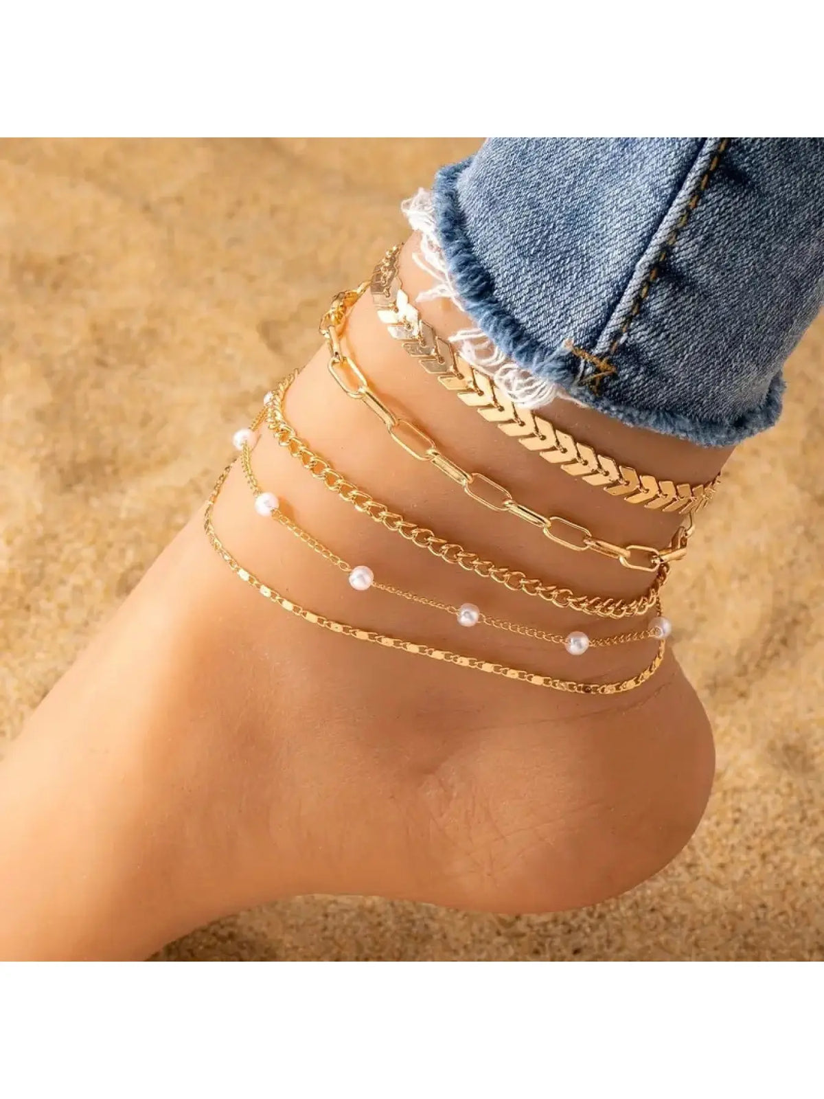 5Pcs Gold Layered Anklet Set for Women, Mixed Chevron Paperclip Cuban Pearl Chain Ankle Bracelets, Boho Dainty Stackable Anklets for Summer Beach Vacation Party Birthday Jewelry Gift, Fashionable Jewelry Accessories, Fashion Accessories
